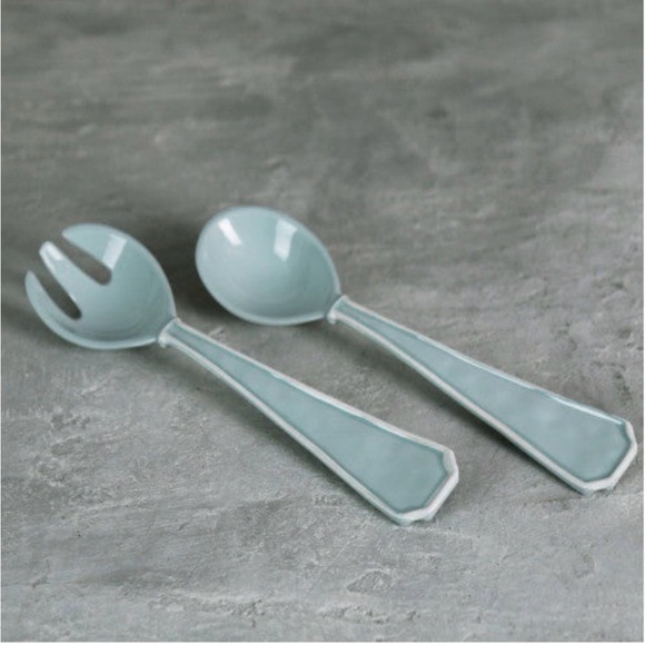 Beatriz Ball New Orleans Vida Decorative Ice Salad White Bowl with Blue Servers - Picture 3 of 6